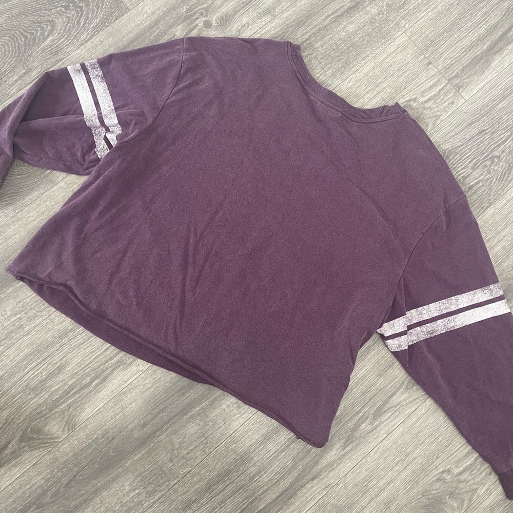 Disney Sweater - Picture 2 of 3